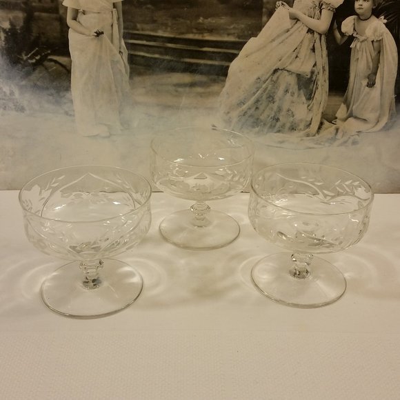 Crystal Cocktail Sherbet Dessert Goblet Set of 3 - Picture 1 of 8